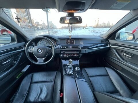 2011 BMW 5 серии 530d xDrive VI (F10/F11/F07), серый, 1700000 рублей - вид 7