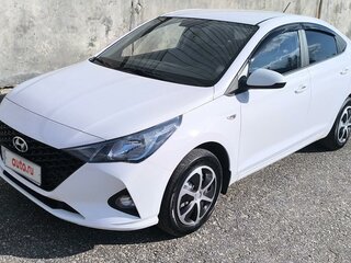 2022 Hyundai Solaris II Рестайлинг, белый, 1530000 рублей, вид 1