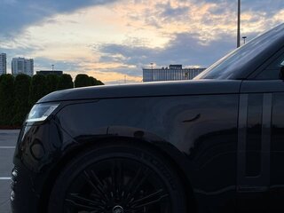 2022 Land Rover Range Rover D350 MHEV V, чёрный, 13500000 рублей, вид 3