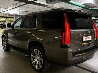 2015 Cadillac Escalade IV, коричневый, 3950000 рублей, вид 3