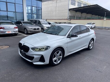 2022 BMW 1 серии 120i III (F52) Рестайлинг, белый, 1690000 рублей, вид 1