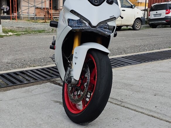 2020 Ducati Supersport, белый, 1200000 рублей - вид 3