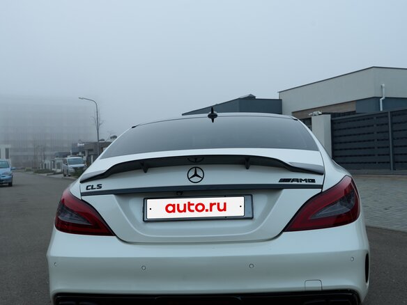 2015 Mercedes-Benz CLS 400 II (C218) Рестайлинг, белый, 4000000 рублей - вид 6