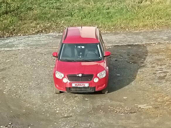 2012 Skoda Yeti I, красный, 900000 рублей