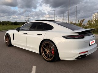 2017 Porsche Panamera Turbo II, белый, 8890000 рублей, вид 4