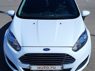 2016 Ford Fiesta Mk6 Рестайлинг, белый, 700000 рублей, вид 4