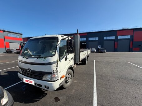 2011 Hino Series 300 (Dutro), белый, 1120000 рублей, вид 1