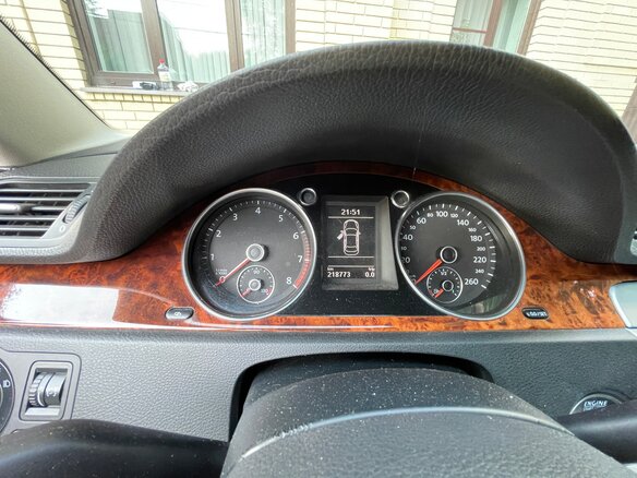 2010 Volkswagen Passat B6, чёрный, 950000 рублей - вид 15