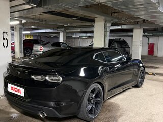 2022 Chevrolet Camaro 10-speed VI Рестайлинг, чёрный, 2800000 рублей, вид 2