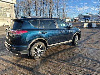 2018 Toyota RAV4 IV (XA40) Рестайлинг, синий, 3100000 рублей, вид 4