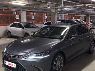 2018 Lexus ES 250 VII, серый, 4200000 рублей, вид 4