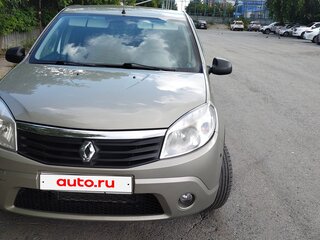 2013 Renault Sandero I, бежевый, 550000 рублей, вид 1