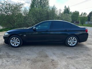 2012 BMW 5 серии 528i xDrive VI (F10/F11/F07), чёрный, 1700000 рублей, вид 4