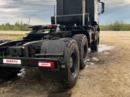 2013 Iveco Trakker, белый, 5300000 рублей, вид 5