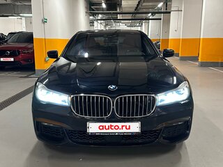 2016 BMW 7 серии 750d xDrive VI (G11/G12), чёрный, 3900000 рублей, вид 5