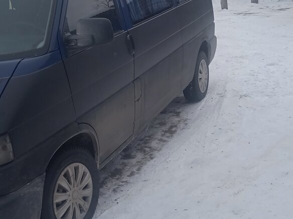 1996 Volkswagen Transporter T4, синий, 670000 рублей - вид 2