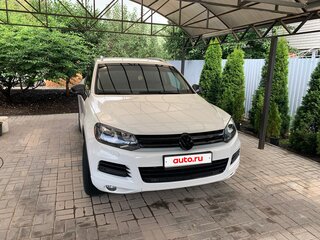 2012 Volkswagen Touareg II, белый, 2200000 рублей, вид 4