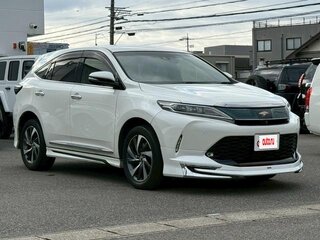 2019 Toyota Harrier III (XU60) Рестайлинг, белый, 2215000 рублей, вид 1