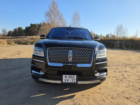 2018 Lincoln Navigator L IV, чёрный, 5500000 рублей, вид 3