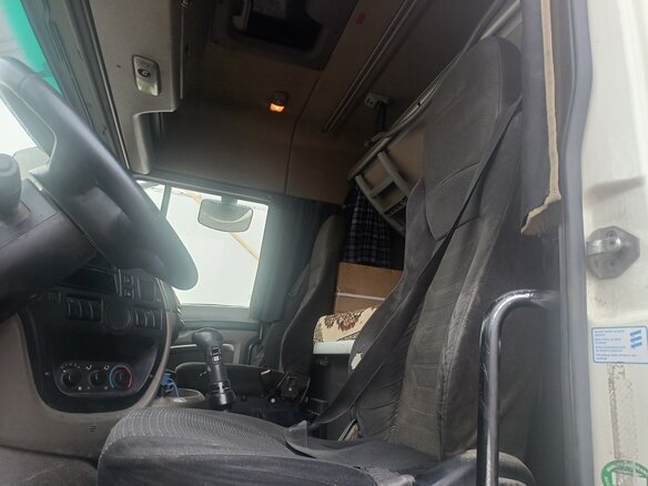 2011 DAF XF 105, белый, 2500000 рублей - вид 5