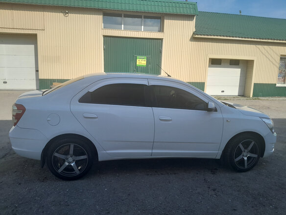 2014 Chevrolet Cobalt II, белый, 715000 рублей - вид 2