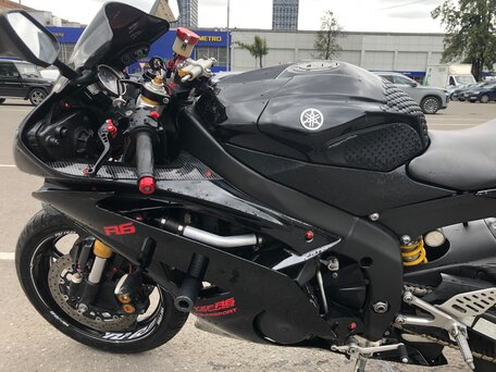 2008 Yamaha YZF-R6, чёрный, 850000 рублей, вид 4