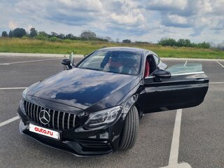 2018 Mercedes-Benz C-Класс 300 IV (W205), чёрный, 2650000 рублей, вид 4