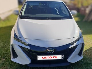 2020 Toyota Prius PHV ZVW52 Prime IV (XW50), белый, 2150000 рублей, вид 3