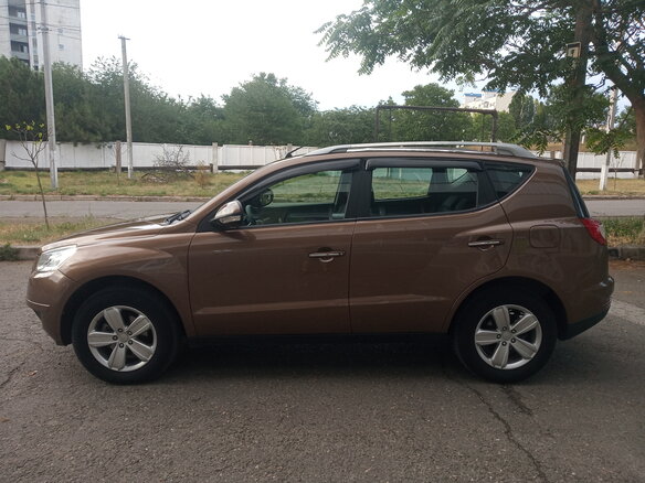 2013 Geely Emgrand X7 I, коричневый, 900000 рублей - вид 7