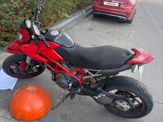 2011 Ducati Hypermotard, красный, 410000 рублей, вид 2