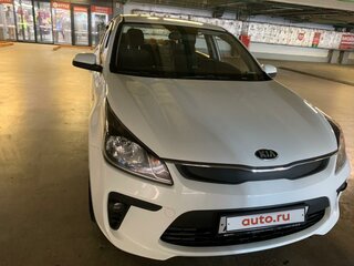 2018 Kia Rio IV, белый, 1200000 рублей, вид 3