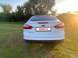 2014 Ford Focus III, белый, 1050000 рублей, вид 3