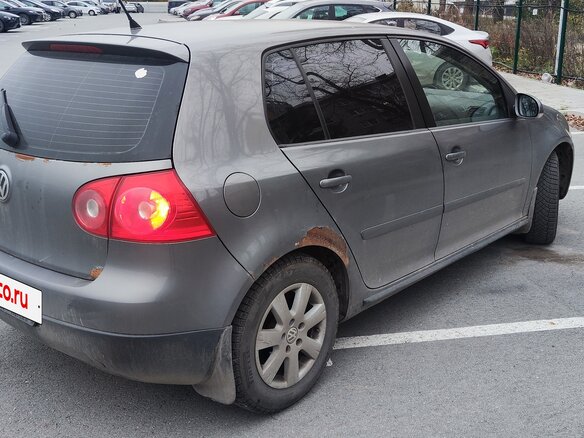 2008 Volkswagen Golf V, серый, 498000 рублей - вид 3