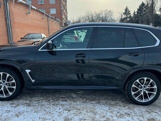 2024 BMW X5 40i IV (G05/G18) Рестайлинг, чёрный, 8999000 рублей, вид 4