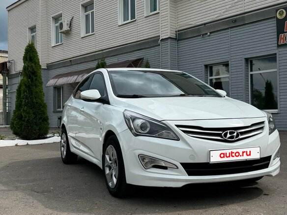 2016 Hyundai Solaris I Рестайлинг, белый, 870000 рублей - вид 3