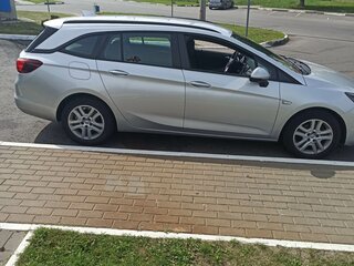 2018 Opel Astra K, серебристый, 1250000 рублей, вид 2