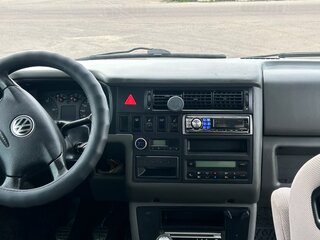2001 Volkswagen Multivan T4, серебристый, 800000 рублей, вид 3