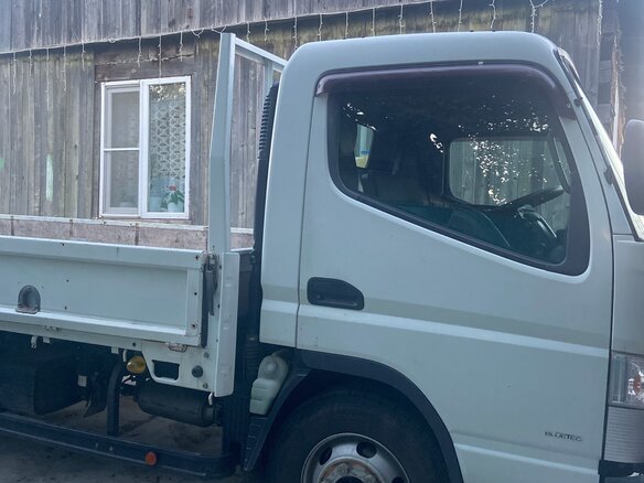 2017 Fuso (Mitsubishi) Canter, белый, 2750000 рублей - вид 2