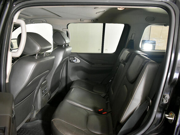 2011 Nissan Pathfinder III Рестайлинг, чёрный - вид 7