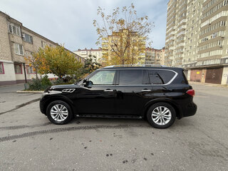 2014 Infiniti QX80 I, чёрный, 2400000 рублей, вид 4