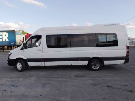 2014 Mercedes-Benz Sprinter, белый, 3000000 рублей, вид 3