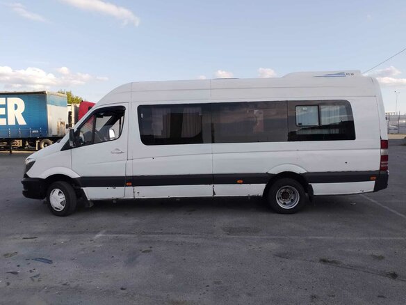 2014 Mercedes-Benz Sprinter, белый, 3000000 рублей - вид 2