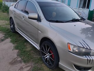 2008 Mitsubishi Lancer X, бежевый, 900000 рублей, вид 1