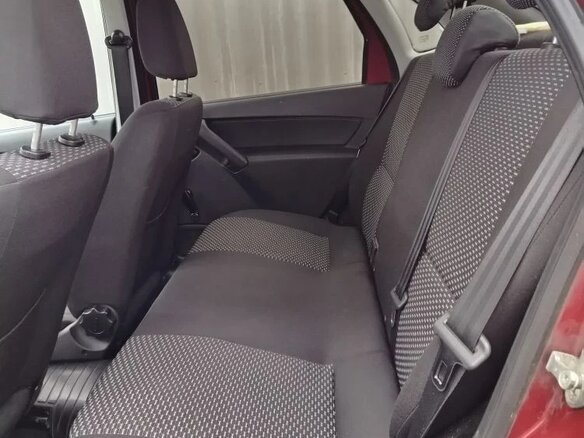 2016 Lada (ВАЗ) Granta I, красный, 335000 рублей - вид 5