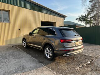 2022 Audi Q7 45 TFSI II (4M) Рестайлинг, серый, 6200000 рублей, вид 5