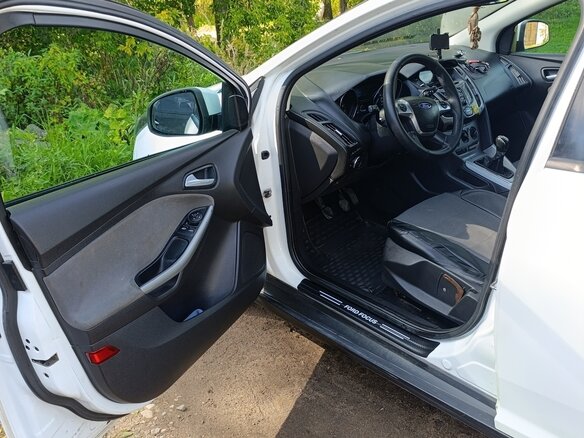 2013 Ford Focus III, белый - вид 4