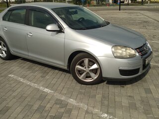 2007 Volkswagen Jetta V, серебристый, 650000 рублей, вид 2