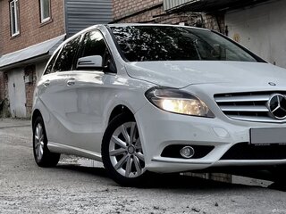 2013 Mercedes-Benz B-Класс 180 II (W246), белый, 1000000 рублей, вид 2