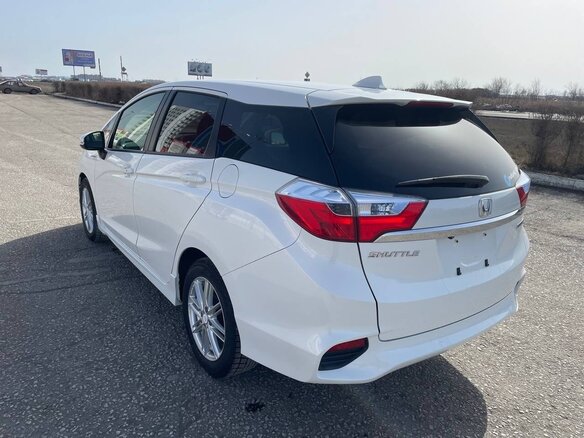 2016 Honda Shuttle II, белый, 1400000 рублей - вид 5