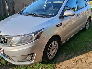 2012 Kia Rio III, серебристый, 600000 рублей, вид 1